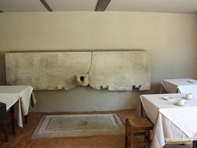 Breakfast room